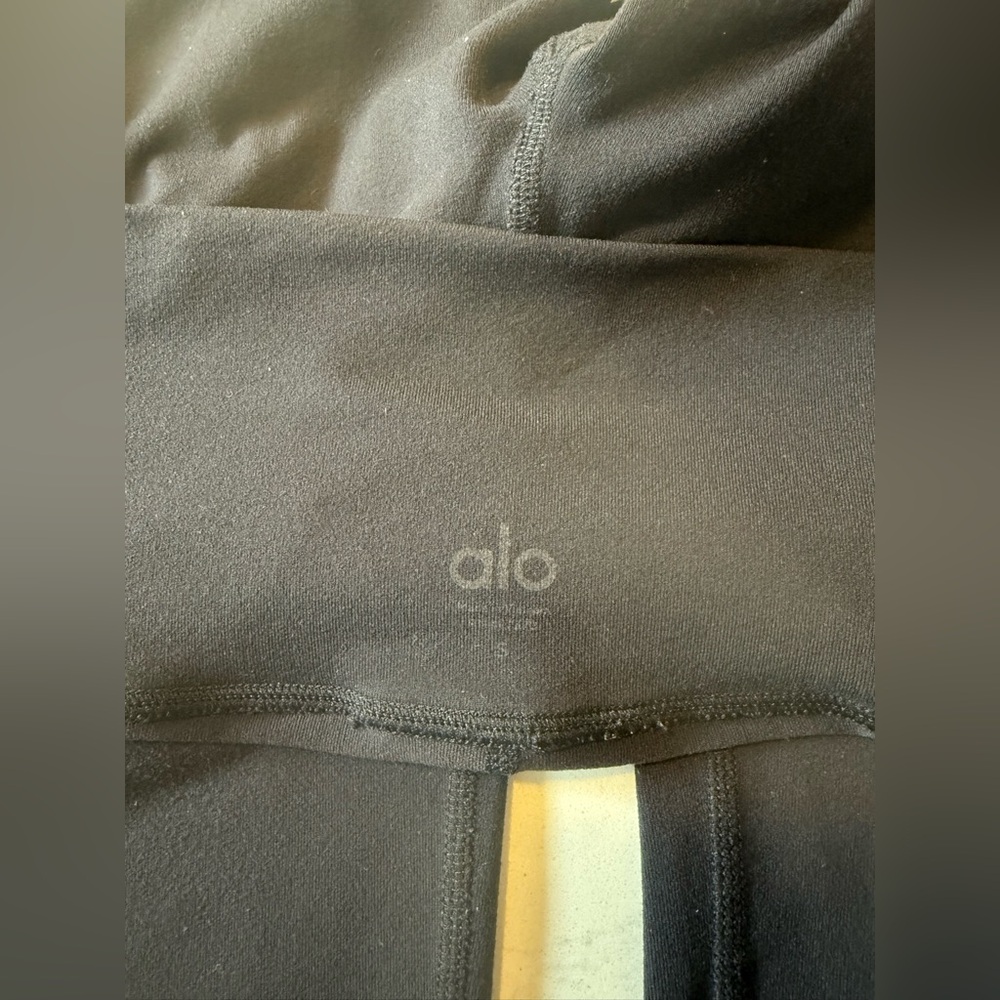 Alo Yoga High Waist Airbrush Legging Size S - Picture 10 of 10